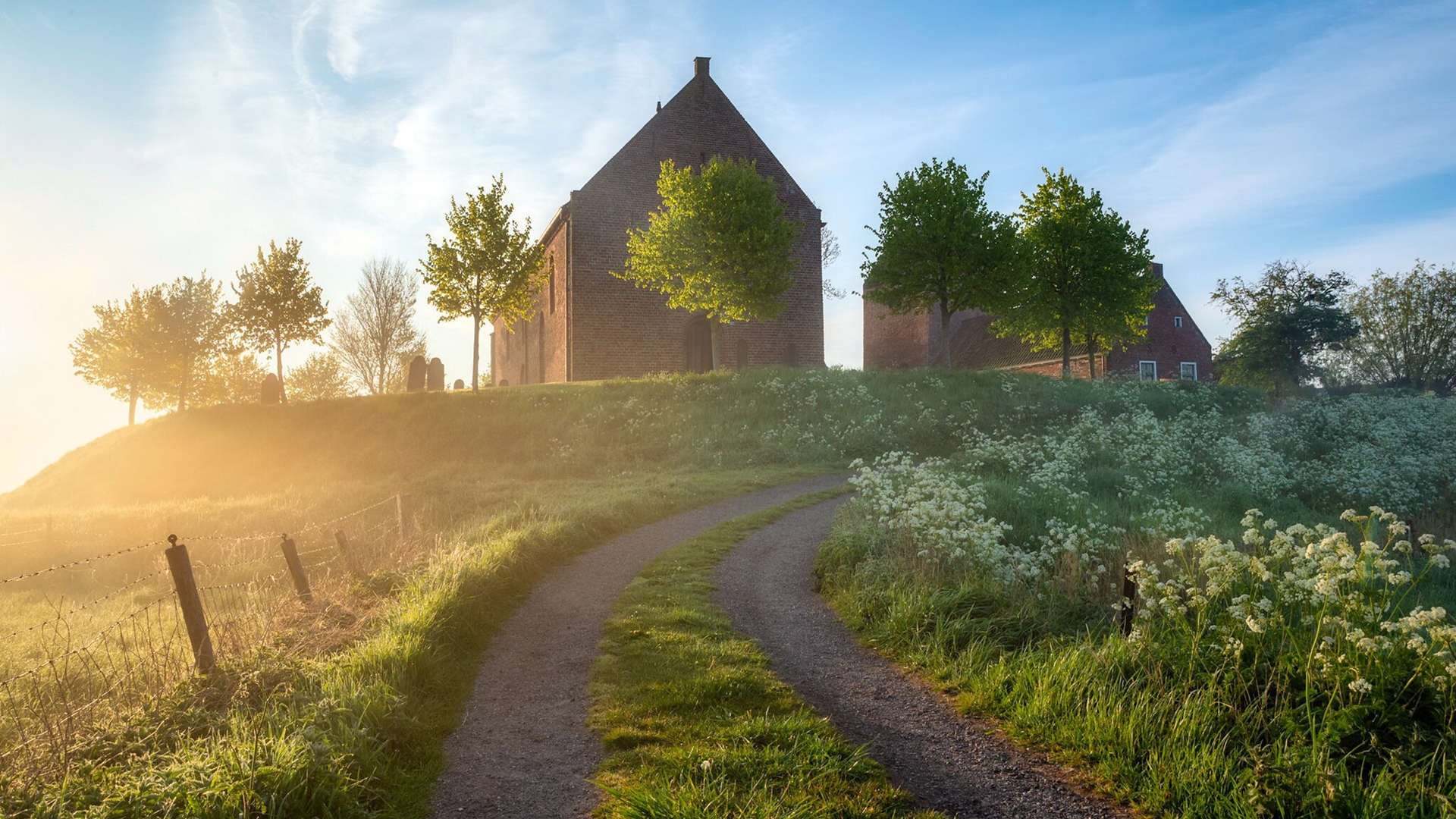 Kaiyun APP-五大联赛强强对话阶段战术对比与发挥差异，五大联赛形势